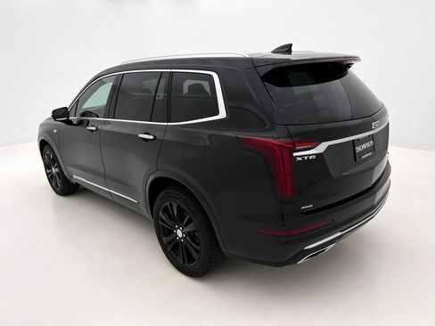 Used 2022 Cadillac XT6 Premium Luxury image 14
