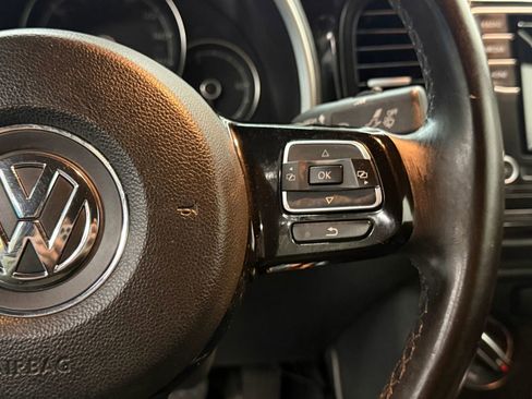 Used 2017 Volkswagen Beetle 1.8T S image 25