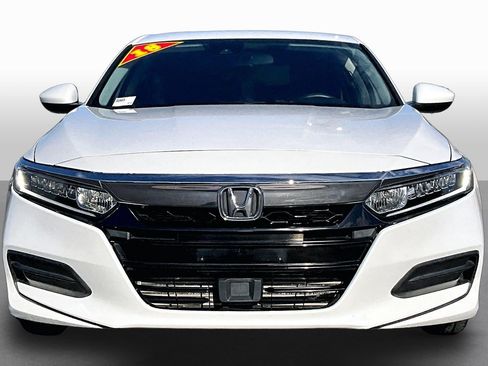 Used 2018 Honda Accord LX image 3