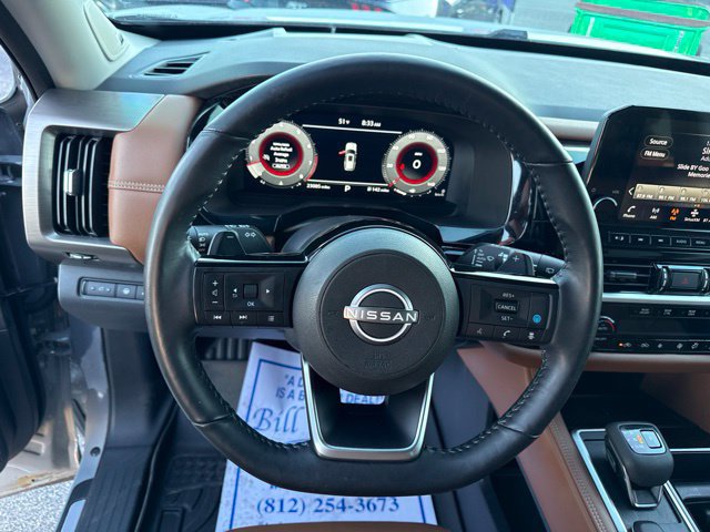 Used 2025 Nissan Pathfinder Platinum w/ Cargo Package AWD/4WD image 18