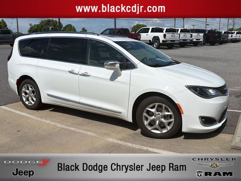 Used 2020 Chrysler Pacifica Limited w/ Advanced Safetytec Group FWD image 1