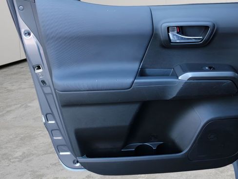 Certified 2021 Toyota Tacoma TRD Sport w/ TRD Premium Sport Package image 21