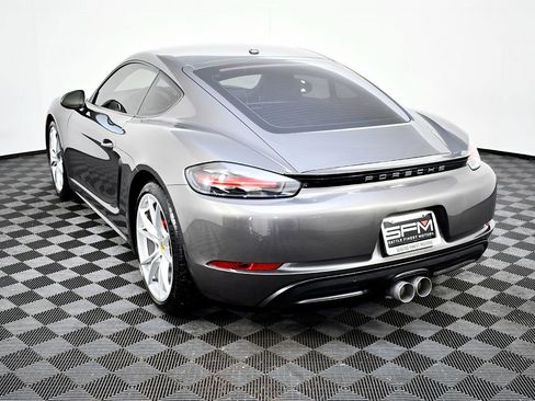Used 2017 Porsche 718 Cayman S image 10