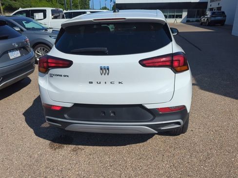 Used 2025 Buick Encore GX Preferred AWD/4WD image 5