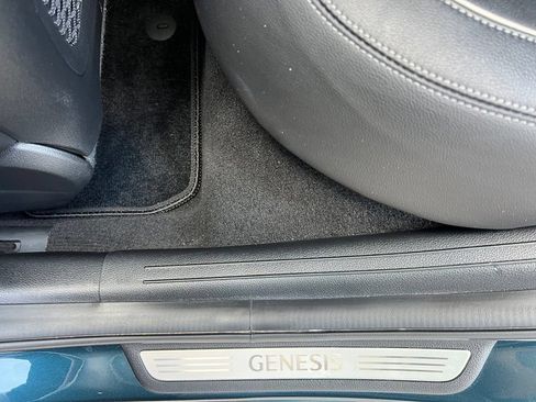 Used 2022 Genesis G70 2.0T w/ Prestige Package RWD image 48