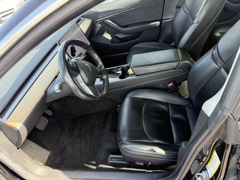 Used 2018 Tesla Model 3 image 19