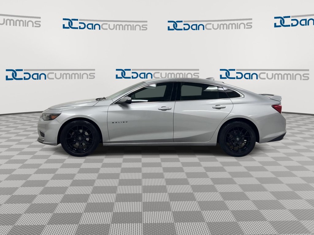 Used 2018 Chevrolet Malibu LT FWD image 5