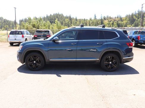 Used 2018 Volkswagen Atlas SEL Premium AWD/4WD image 8