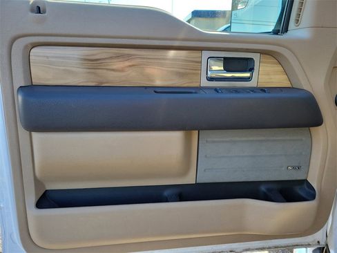 Used 2011 Ford F150 Lariat w/ Lariat Plus Pkg image 17