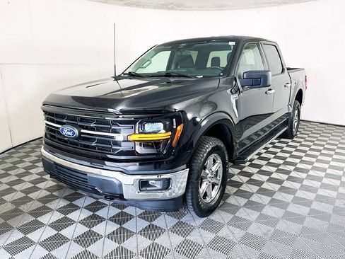 Used 2025 Ford F150 XLT w/ Equipment Group 301A Standard AWD/4WD image 7