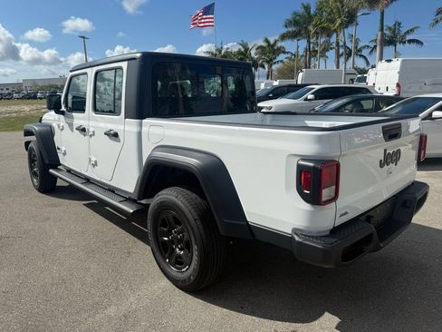 New 2026 Jeep Gladiator Sport image 7
