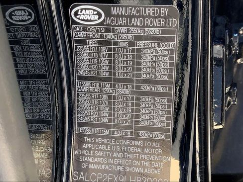 Used 2020 Land Rover Discovery Sport SE image 33