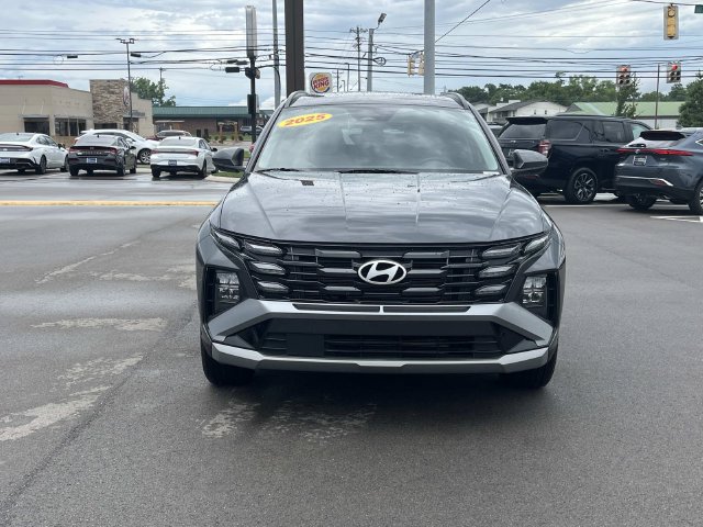 Certified 2025 Hyundai Tucson SEL AWD/4WD image 2