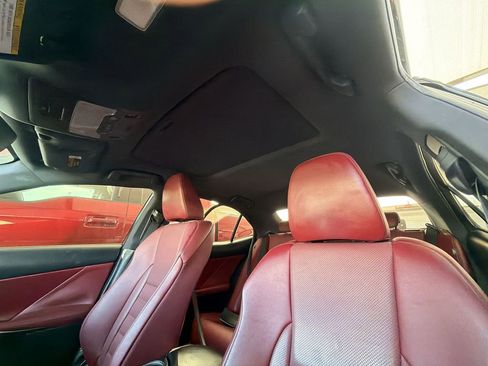 Used 2018 Lexus IS 300 F Sport w/ F Sport Package image 7