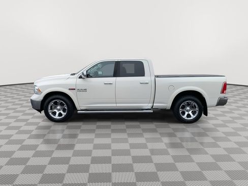 Used 2016 RAM 1500 Laramie w/ Convenience Group image 4