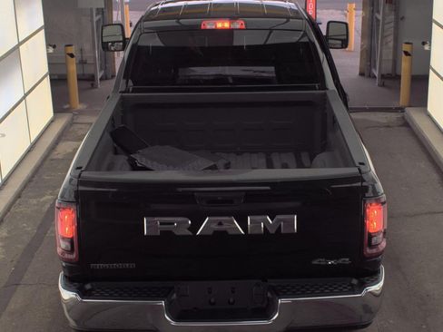 Used 2025 RAM 2500 Big Horn AWD/4WD image 5