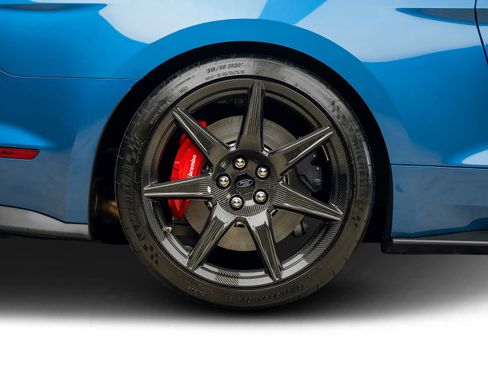 Used 2021 Ford Mustang Shelby GT500 w/ Carbon Fiber Track Pack image 35