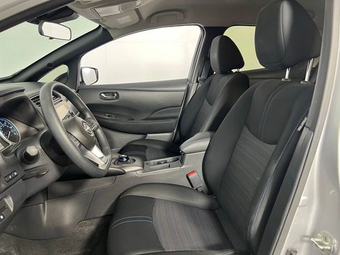 Used 2023 Nissan Leaf S image 23