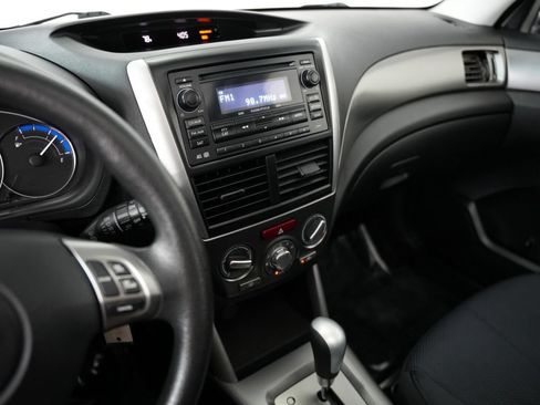 Used 2012 Subaru Forester 2.5X Premium AWD/4WD image 19