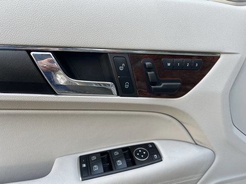 Used 2011 Mercedes-Benz E 350 Coupe image 10