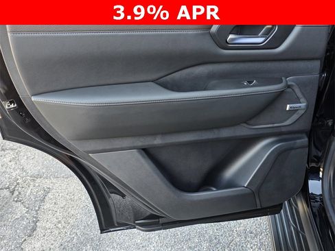 New 2026 Nissan Armada SL w/ Captain's Chari Seat Package image 47