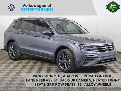 Used 2022 Volkswagen Tiguan SE w/ Panoramic Sunroof Package