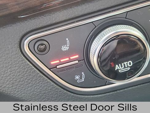 Used 2019 Audi Q5 2.0T Premium Plus w/ Premium Plus Package image 26