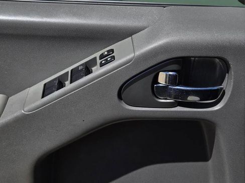 Used 2018 Nissan Frontier SV RWD image 12