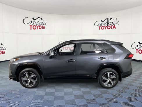 New 2025 Toyota RAV4 SE image 4