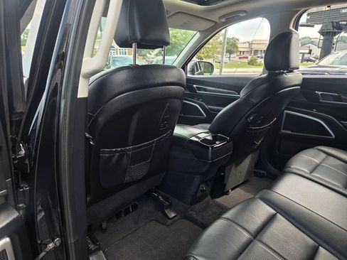 Used 2020 Kia Telluride EX AWD/4WD image 17