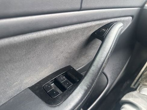 Used 2018 Tesla Model 3 Long Range image 18