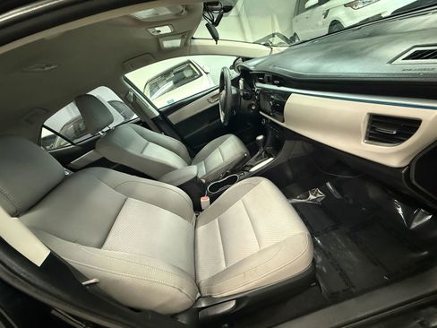 Used 2015 Toyota Corolla LE image 23