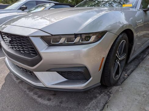 Used 2024 Ford Mustang Premium RWD image 8