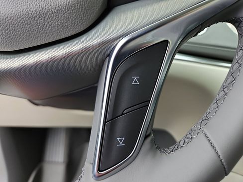 New 2025 Cadillac XT5 Premium Luxury w/ LPO, Floor Liner Package image 18