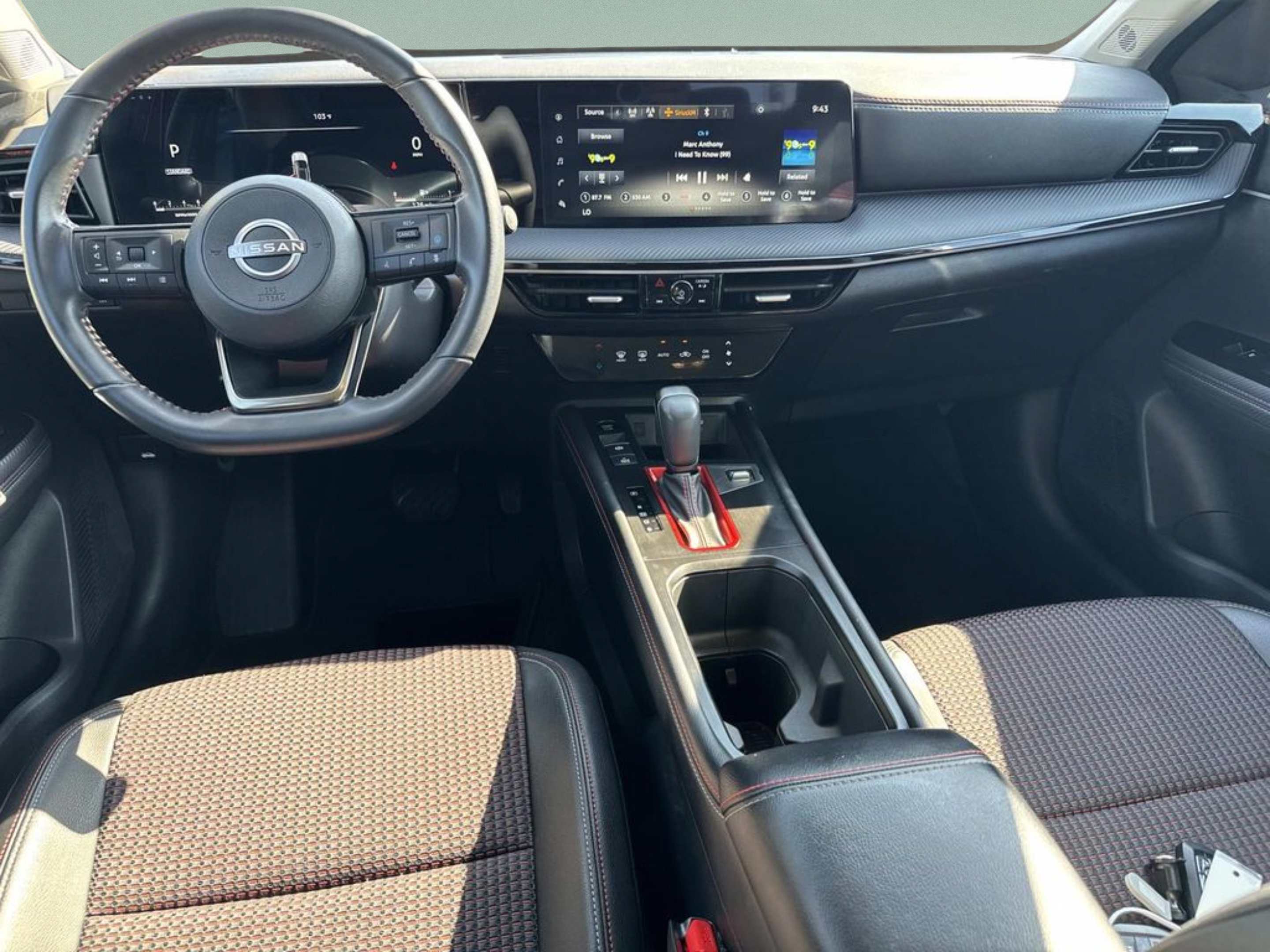 Used 2025 Nissan Kicks SR FWD image 10