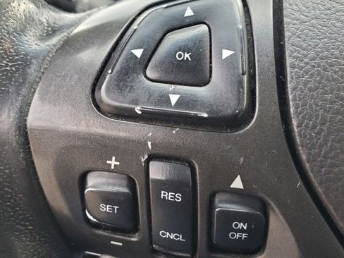 Used 2019 Lincoln MKT AWD image 23