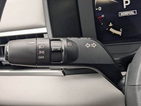 New 2026 Mitsubishi Outlander SEL FWD image 32