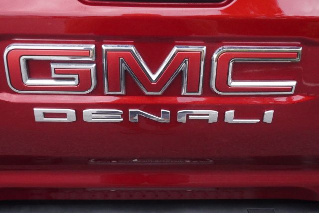 Used 2023 GMC Canyon Denali AWD/4WD image 37
