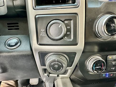 Used 2020 Ford F150 Lariat w/ Equipment Group 502A Luxury image 32