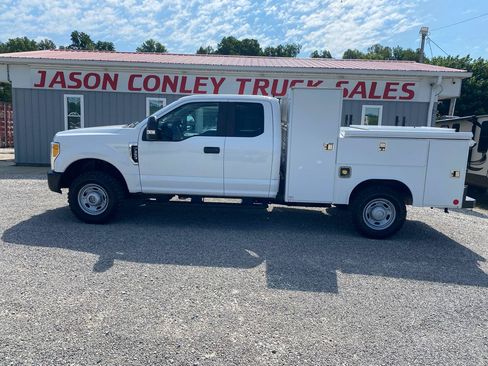 Used 2017 Ford F350 XL AWD/4WD image 1