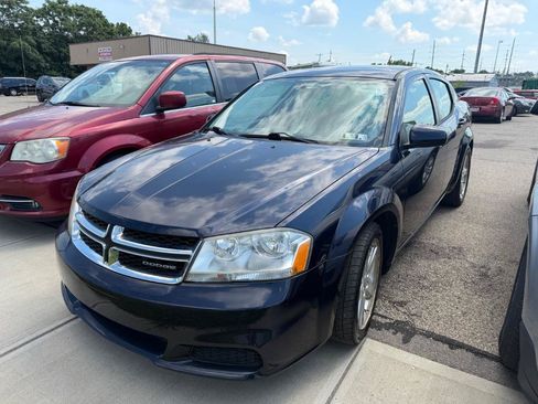 Used 2012 Dodge Avenger SXT FWD image 1