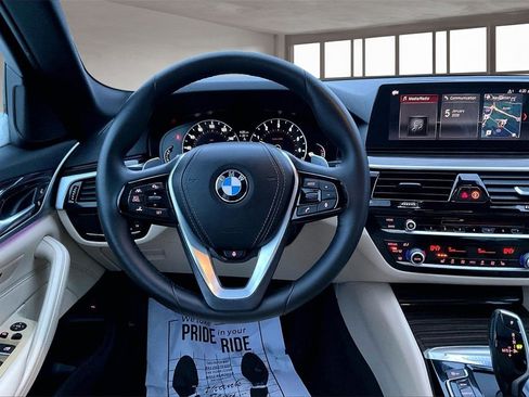 Used 2019 BMW 540i xDrive image 8