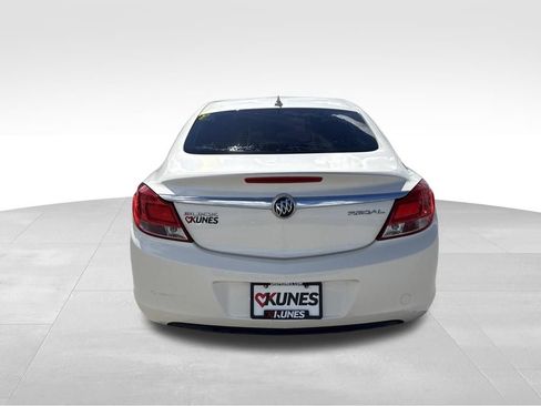 Used 2012 Buick Regal Leather FWD image 16