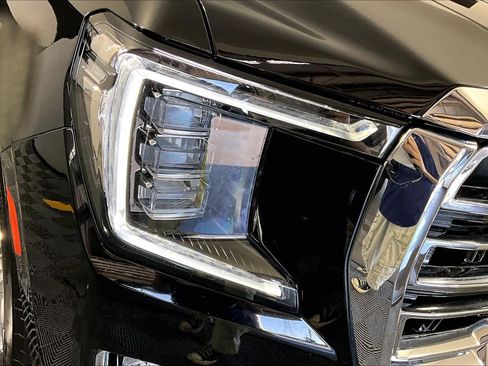 Certified 2022 GMC Yukon SLT w/ SLT Premium Package image 28