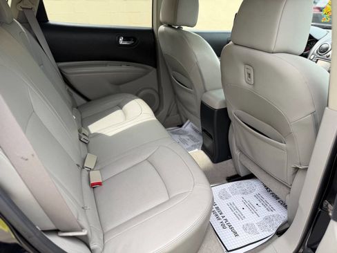 Used 2012 Nissan Rogue SL FWD image 18