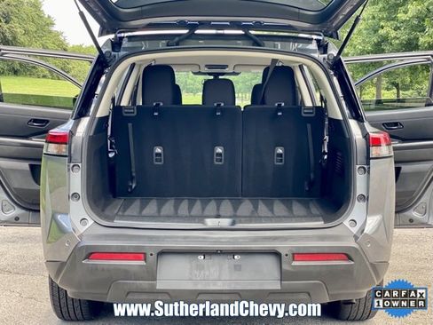 Used 2024 Nissan Pathfinder SV image 43