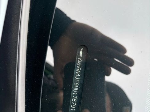 Used 2017 Genesis G80 5.0 Ultimate image 20