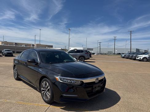 Used 2020 Honda Accord Base image 1