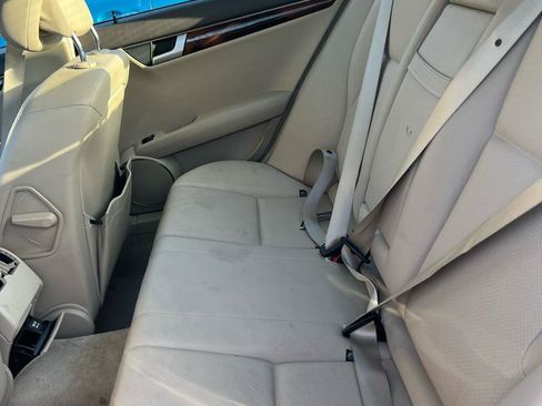 Used 2013 Mercedes-Benz C 250 Sedan w/ Premium 1 Pkg image 8