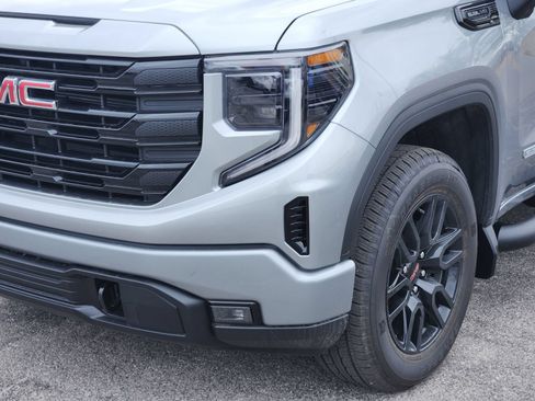New 2026 GMC Sierra 1500 Elevation w/ Preferred Package AWD/4WD image 11